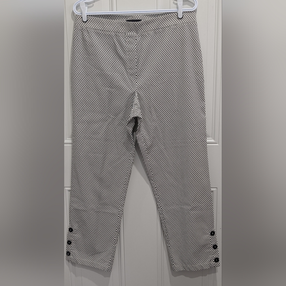 Peruzzi Black and White Women's Cropped Pants